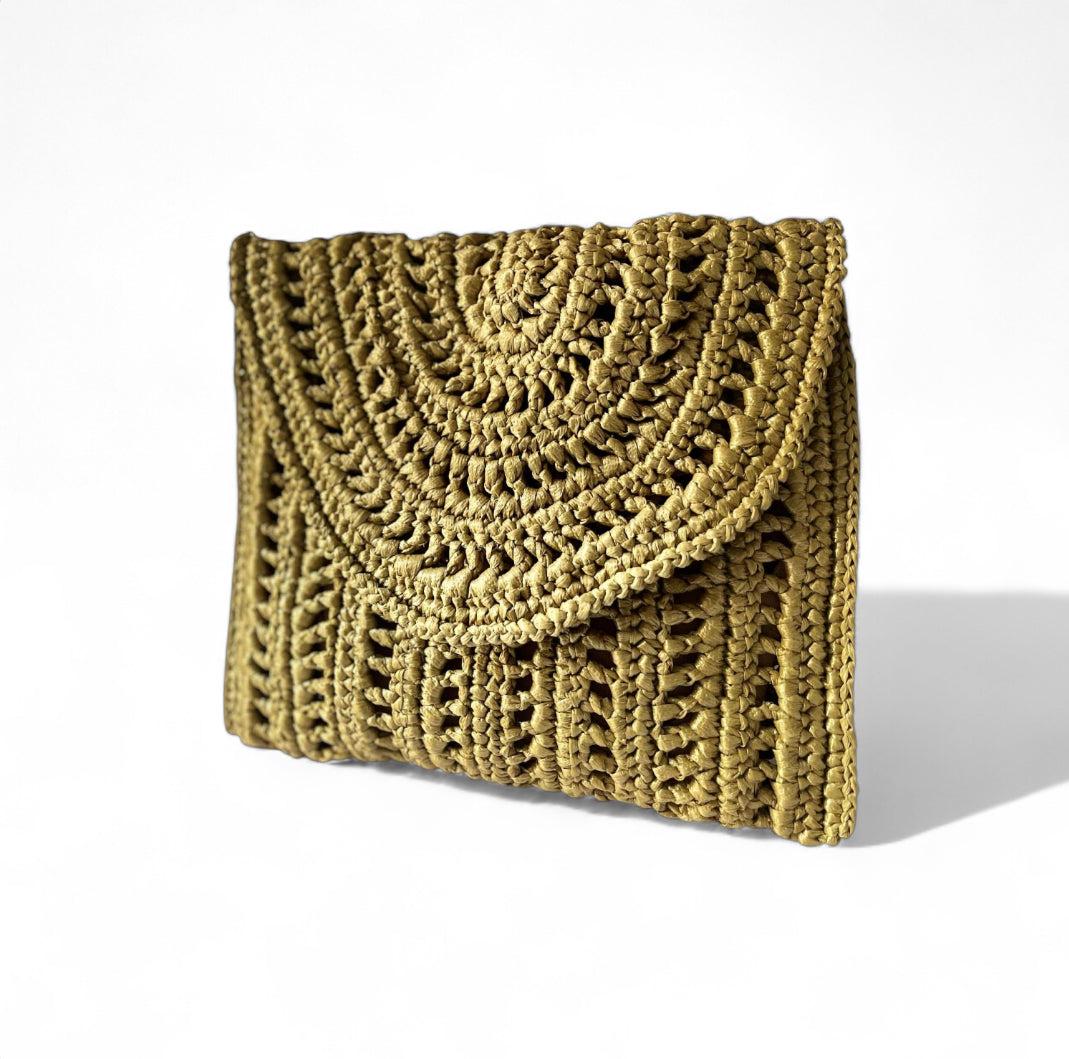 VICTORIA Envelope Clutch | Premium Straw