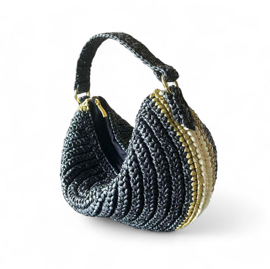 CARINA Dumpling Handbag | Premium Straw