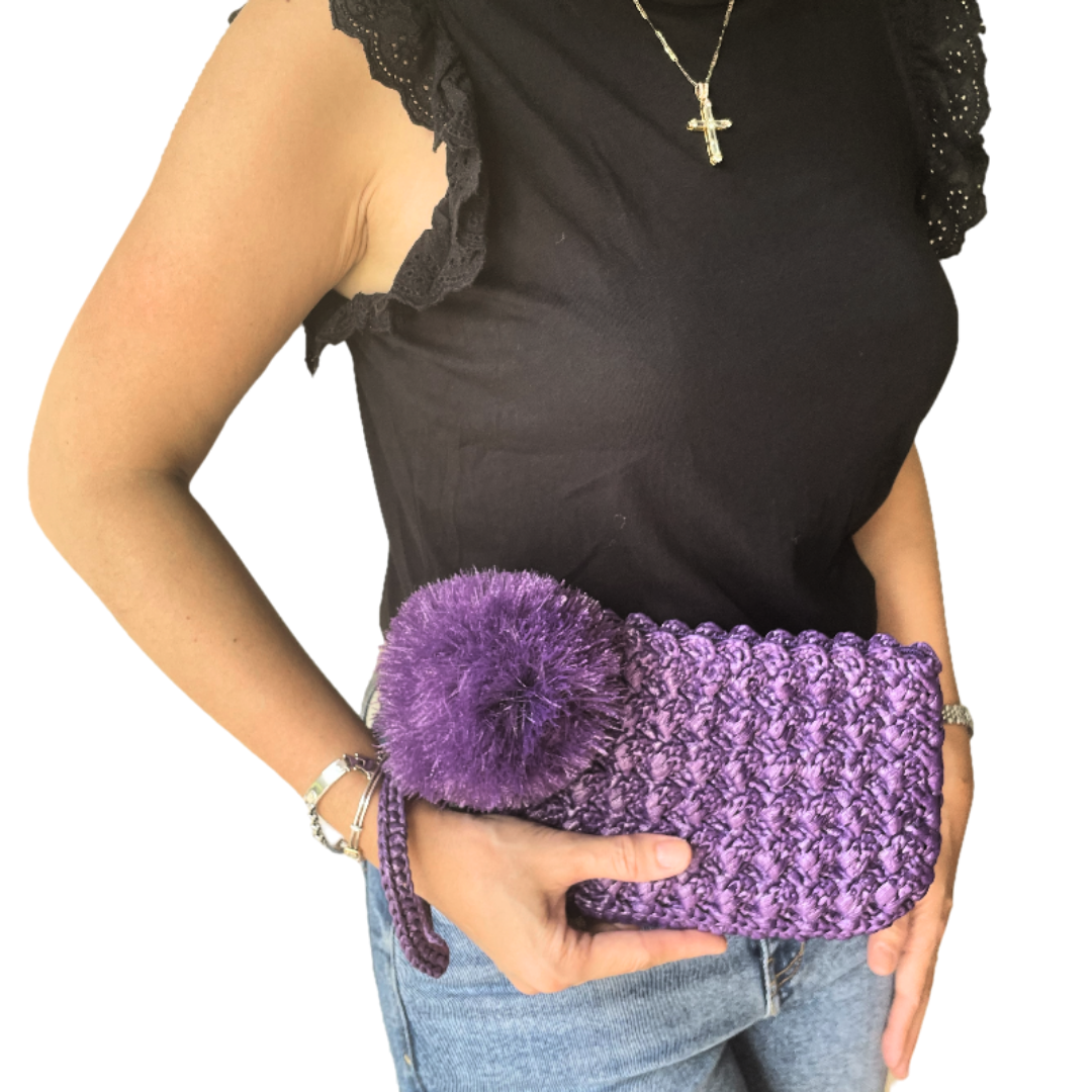 MONEDA Handmade Pouch with Wristlet | Premium Straw Bag
